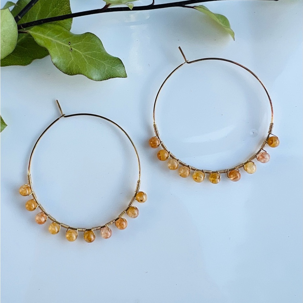 14Kgf thin wire hoops with peach carnelian